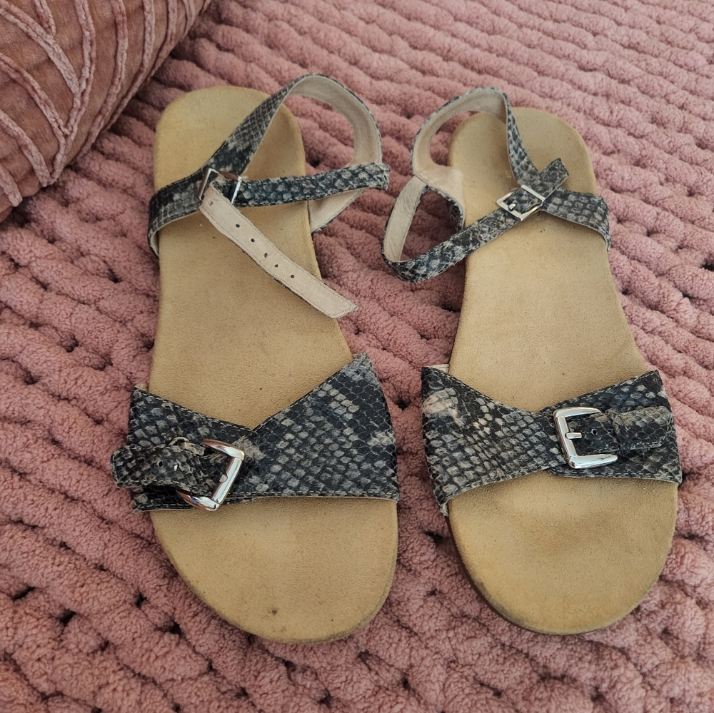 Vionic Snakeskin Pattern Sandals with Buckle